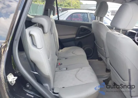 2011 Toyota Rav4 z USA, uszkodzony, nr VIN 2T3BF4DV0BW132727